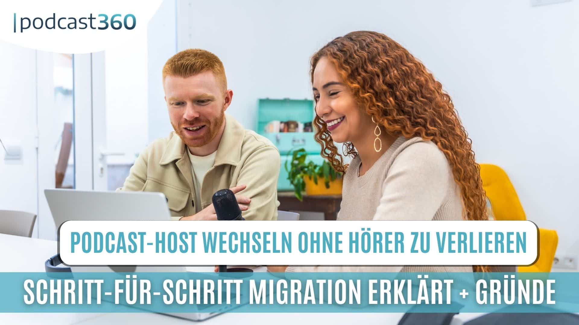 Ein Mann und eine Frau nehmen gemeinsam an einem Tisch mit Mikrofonen und einem Laptop einen Podcast auf. Text Overlay: Podcast Host wechseln ohne Hörer zu Verlieren.
